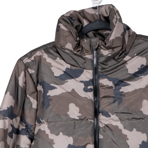 Wild Fable Camouflage Puffer Jacket S Womens Green Zip Up Winter Short - Picture 2 of 5
